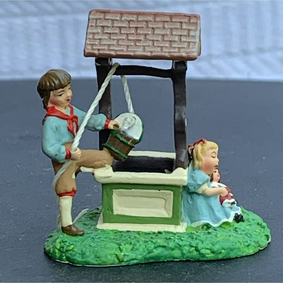 Dept 56 I'm Wishing Seasons Bay Resort Town Village - 1999 - Picture 6 of 9